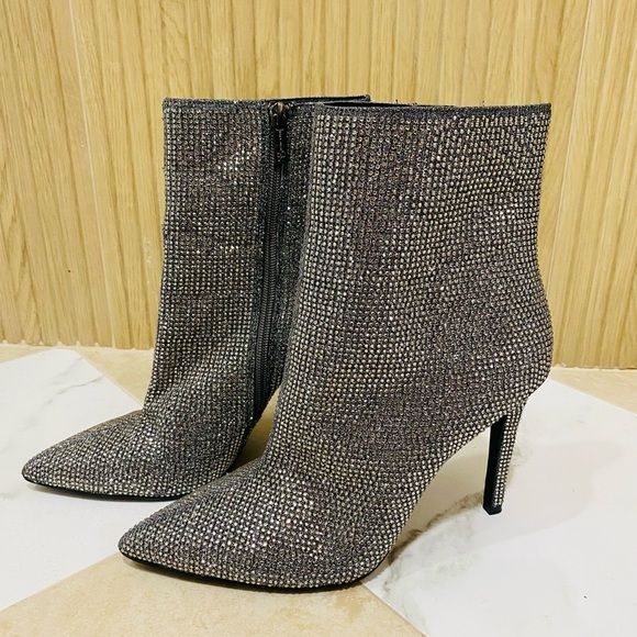 Jessica Simpson Sparkling Silver Rhinestone Heeled Boots size 10 - Picture 1 of 8